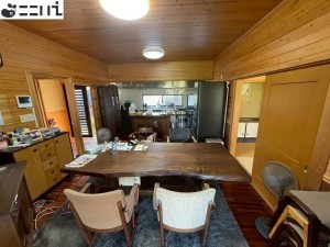 相生市若狭野町入野、中古一戸建ての居間画像です