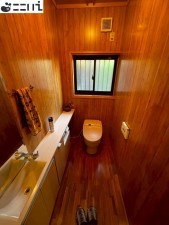 相生市若狭野町入野、中古一戸建てのトイレ画像です