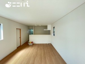 姫路市田寺、中古一戸建ての居間画像です