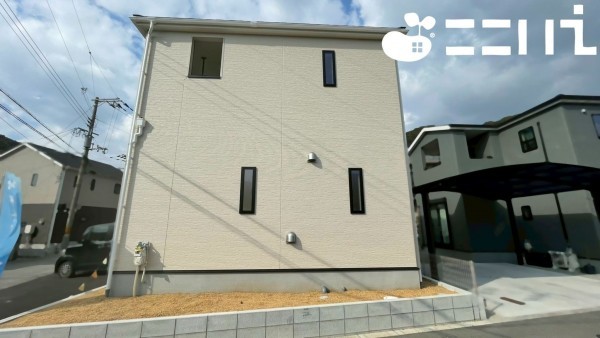 姫路市広畑区西蒲田、新築一戸建ての外観画像です