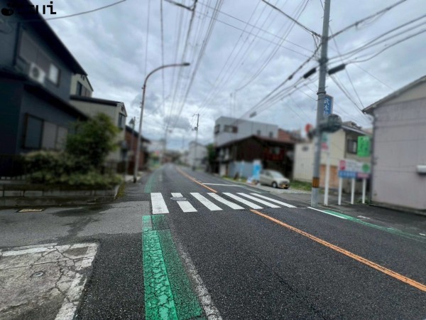 姫路市伊伝居、土地の前面道路を含む現地写真画像です