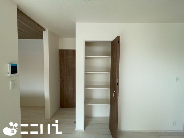 姫路市北平野、新築一戸建ての居間画像です