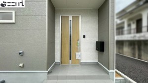 相生市双葉、新築一戸建ての玄関画像です