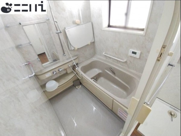 相生市那波野、中古一戸建ての風呂画像です