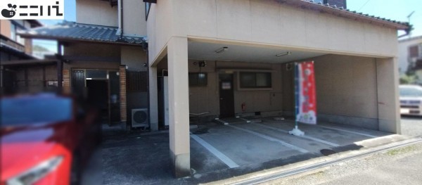 相生市那波野、中古一戸建ての駐車場画像です