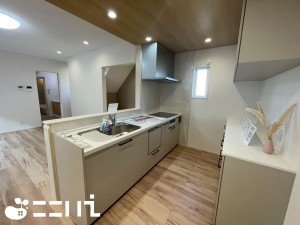 姫路市北条梅原町、新築一戸建てのキッチン画像です