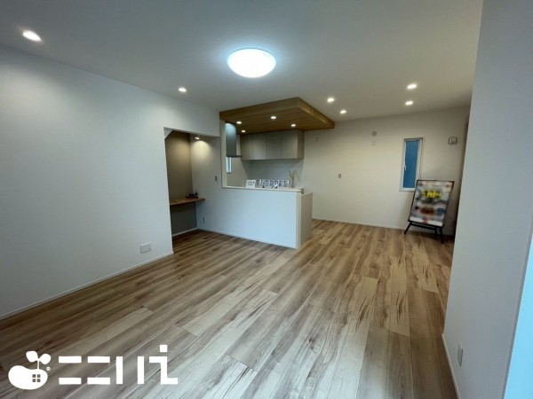 姫路市北条梅原町、新築一戸建ての居間画像です