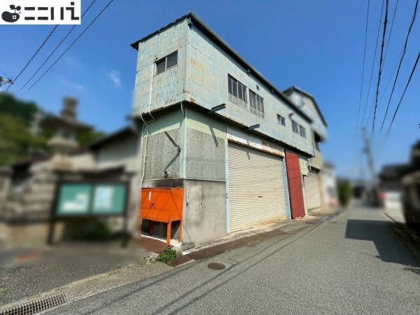 相生市若狭野町野々、収益/事業用物件/倉庫の前面道路を含む現地写真画像です