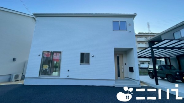 姫路市青山、新築一戸建ての外観画像です