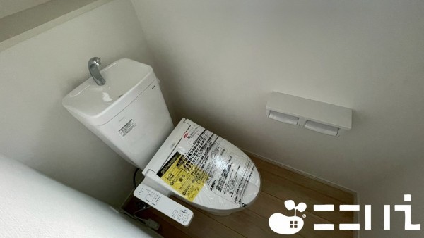 姫路市青山、新築一戸建てのトイレ画像です