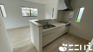 姫路市青山、新築一戸建てのキッチン画像です