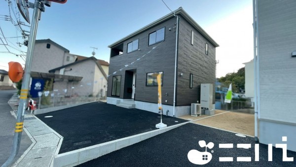 姫路市青山、新築一戸建ての外観画像です