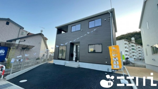 姫路市青山、新築一戸建ての外観画像です