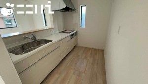 姫路市庄田、新築一戸建てのキッチン画像です