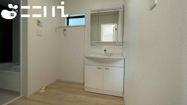 姫路市庄田、新築一戸建ての洗面画像です