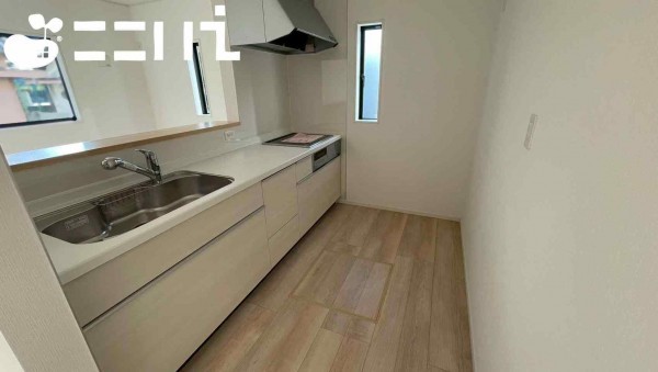 姫路市庄田、新築一戸建てのキッチン画像です