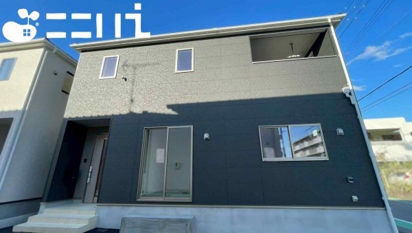 姫路市庄田、新築一戸建ての外観画像です