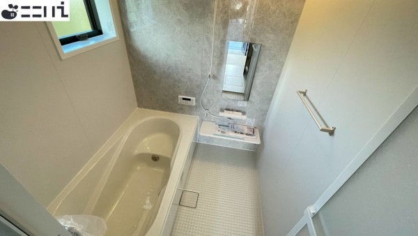 揖保郡太子町矢田部、新築一戸建ての風呂画像です