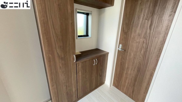 揖保郡太子町矢田部、新築一戸建ての玄関画像です