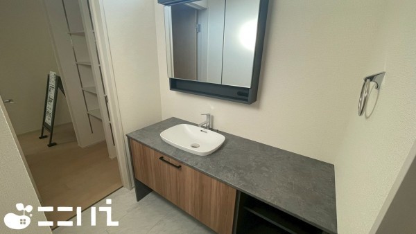 姫路市上大野、新築一戸建ての洗面画像です