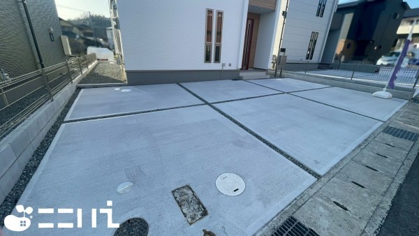 姫路市上大野、新築一戸建ての駐車場画像です