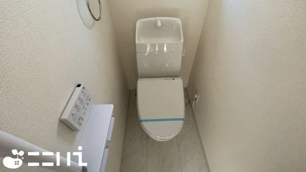 姫路市上大野、新築一戸建てのトイレ画像です