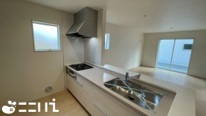 姫路市奥山、新築一戸建てのキッチン画像です