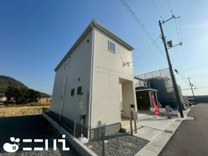 姫路市奥山、新築一戸建ての外観画像です