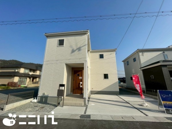 姫路市奥山、新築一戸建ての外観画像です