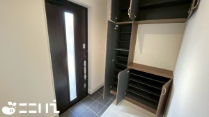 姫路市奥山、新築一戸建ての玄関画像です