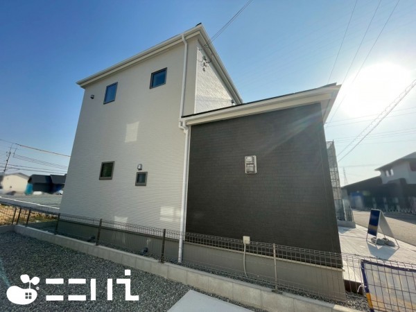 姫路市奥山、新築一戸建ての外観画像です