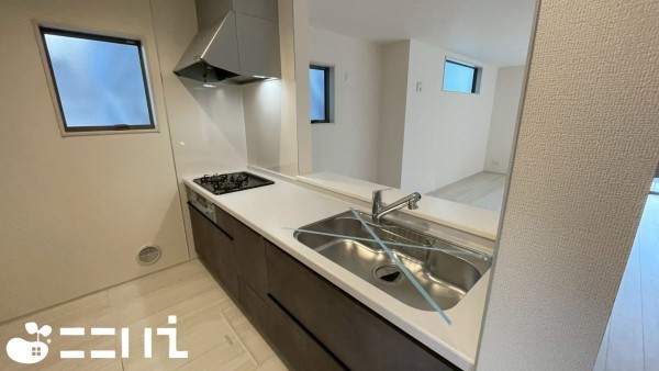 姫路市奥山、新築一戸建てのキッチン画像です