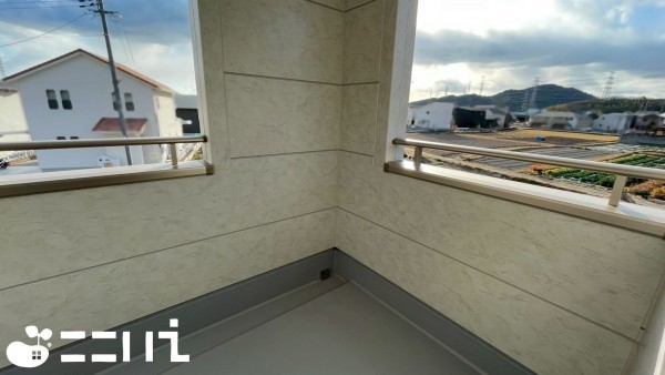 姫路市奥山、新築一戸建てのバルコニー画像です