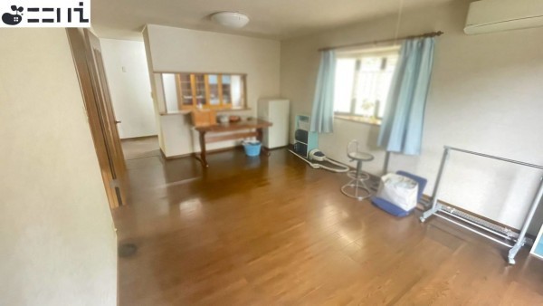 たつの市新宮町上莇原、中古一戸建ての居間画像です