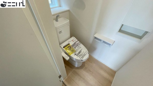 たつの市龍野町片山、新築一戸建てのトイレ画像です