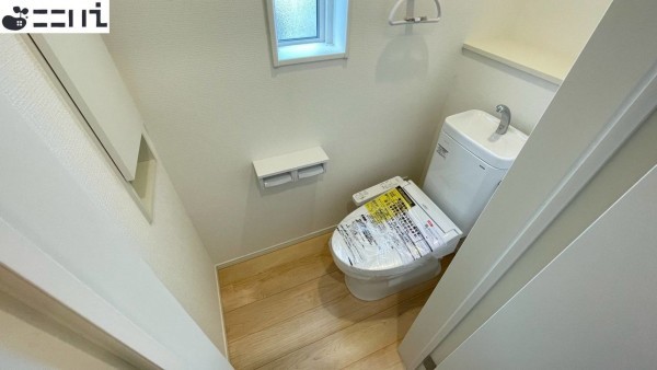 たつの市龍野町片山、新築一戸建てのトイレ画像です