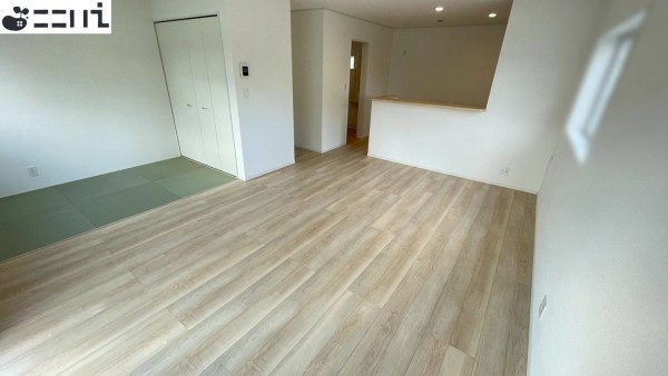 たつの市龍野町片山、新築一戸建ての居間画像です