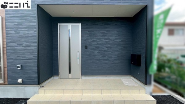 たつの市龍野町片山、新築一戸建ての玄関画像です