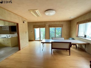 姫路市三左衛門堀西の町、中古一戸建ての居間画像です