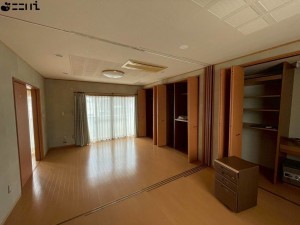 姫路市三左衛門堀西の町、中古一戸建ての内装画像です