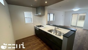 姫路市網干区坂上、新築一戸建てのキッチン画像です