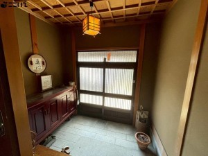 たつの市龍野町日飼、中古一戸建ての玄関画像です