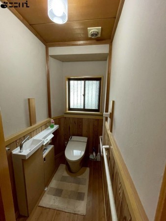 たつの市龍野町日飼、中古一戸建てのトイレ画像です