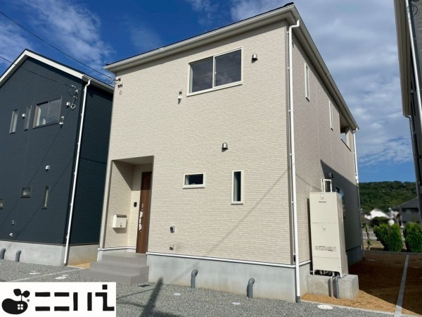 揖保郡太子町太田、新築一戸建ての外観画像です