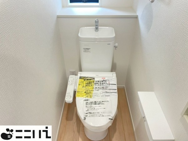 揖保郡太子町太田、新築一戸建てのトイレ画像です
