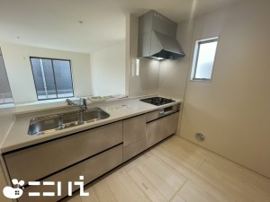 姫路市御立中、新築一戸建てのキッチン画像です