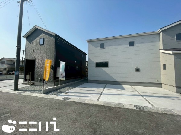 姫路市御立中、新築一戸建ての外観画像です