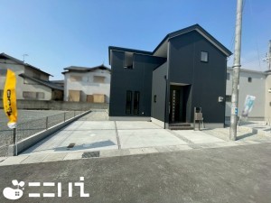 姫路市御立中、新築一戸建ての外観画像です