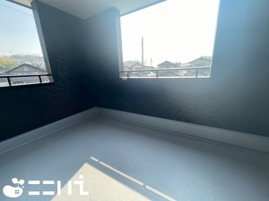 姫路市御立中、新築一戸建てのバルコニー画像です