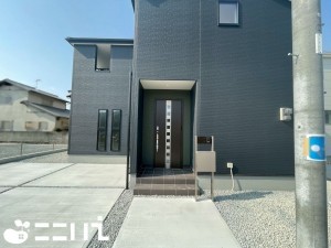 姫路市御立中、新築一戸建ての外観画像です